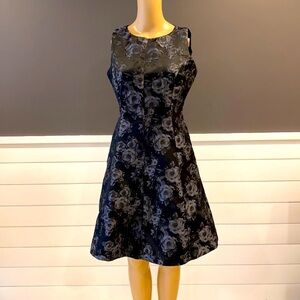 Black dress size 4